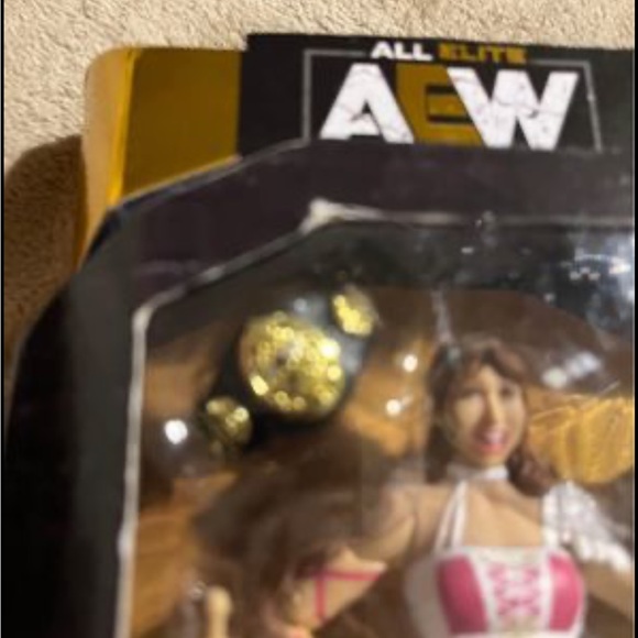 AEW All Elite Riho wrestling figure - Picture 3 of 7